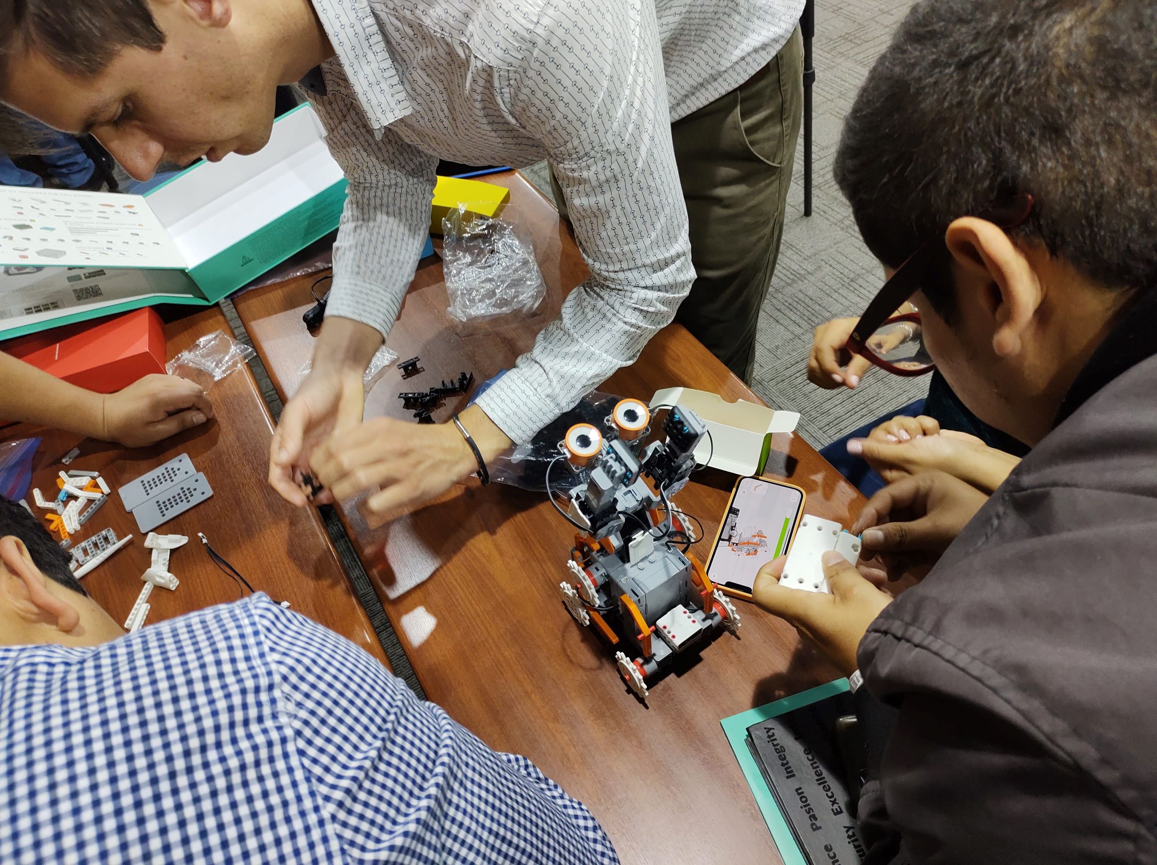 Taller aplicando robots